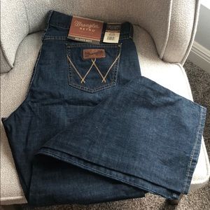 NWT Wrangler Retro Jeans